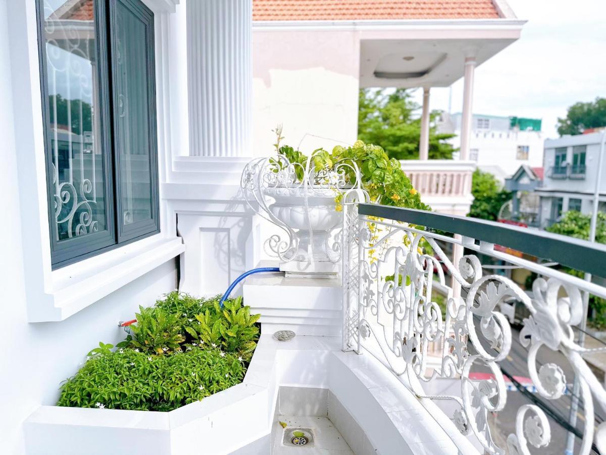 Milanesa Hotel And Apartment Вунгтау Экстерьер фото