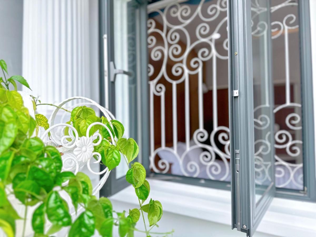 Milanesa Hotel And Apartment Вунгтау Экстерьер фото